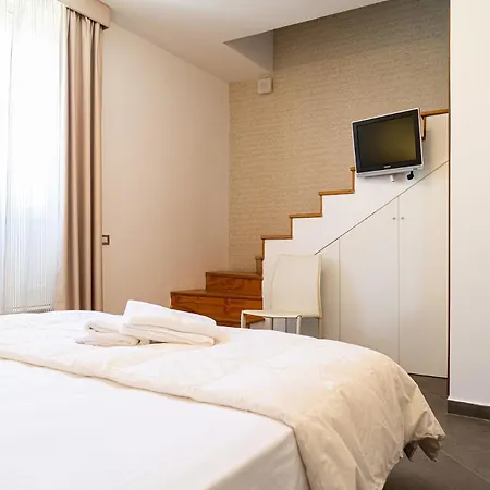 Del Lauro Hotel 4*